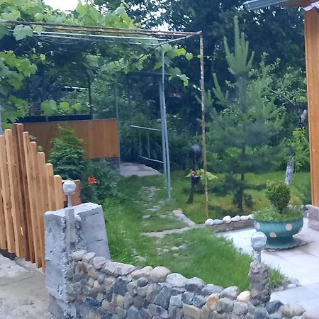 Hotel Family Dilijan Exterior foto