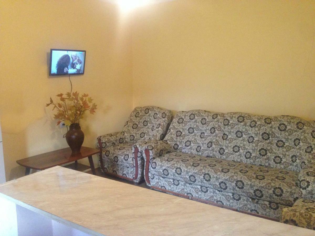 Hotel Family Dilijan Exterior foto