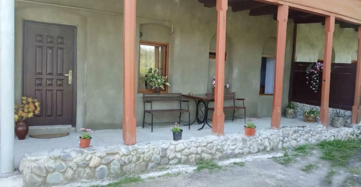 Hotel Family Dilijan Exterior foto